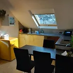 Apartman Im Roten Haus, Therme Ist Fusslaeufig In 350m Zu Erreichen