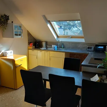 아파트 Im Roten Haus, Therme Ist Fusslaeufig In 350m Zu Erreichen