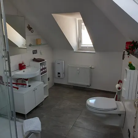 Im Roten Haus, Therme Ist Fusslaeufig In 350m Zu Erreichen Apartmán *