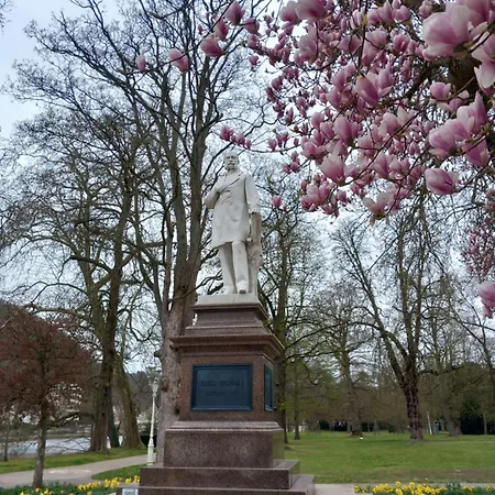 Apartmán Im Roten Haus, Therme Ist Fusslaeufig In 350m Zu Erreichen